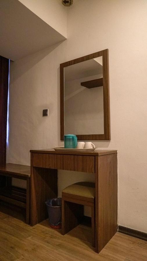 קמרון היילנדס Highlanders Hotel מראה חיצוני תמונה