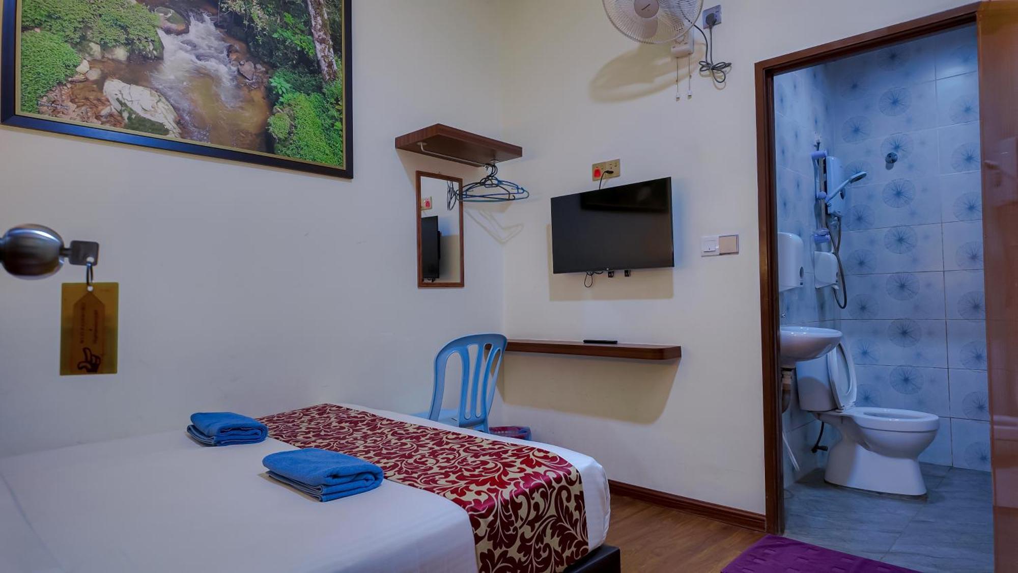 קמרון היילנדס Highlanders Hotel מראה חיצוני תמונה