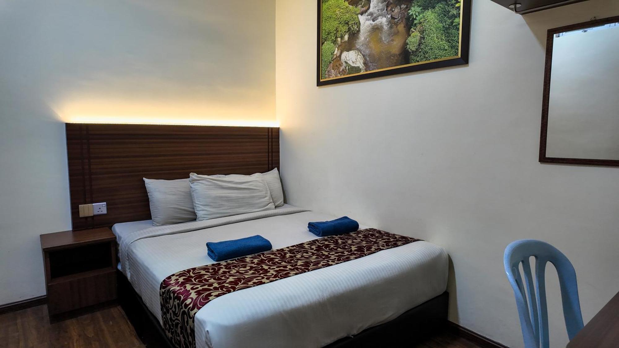 קמרון היילנדס Highlanders Hotel מראה חיצוני תמונה