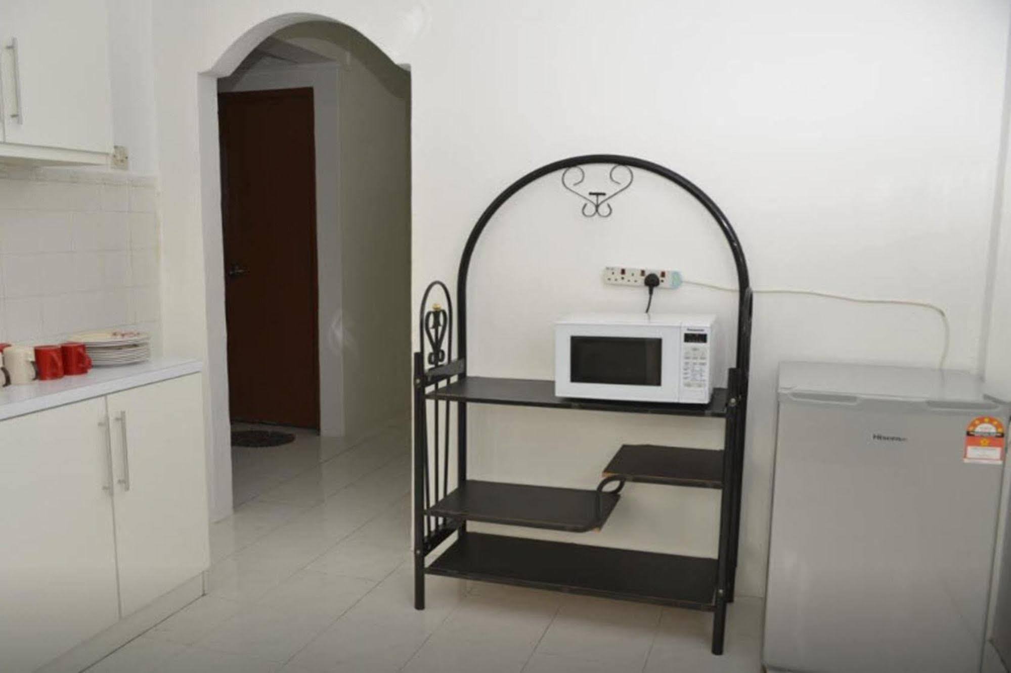קמרון היילנדס Highlanders Hotel מראה חיצוני תמונה